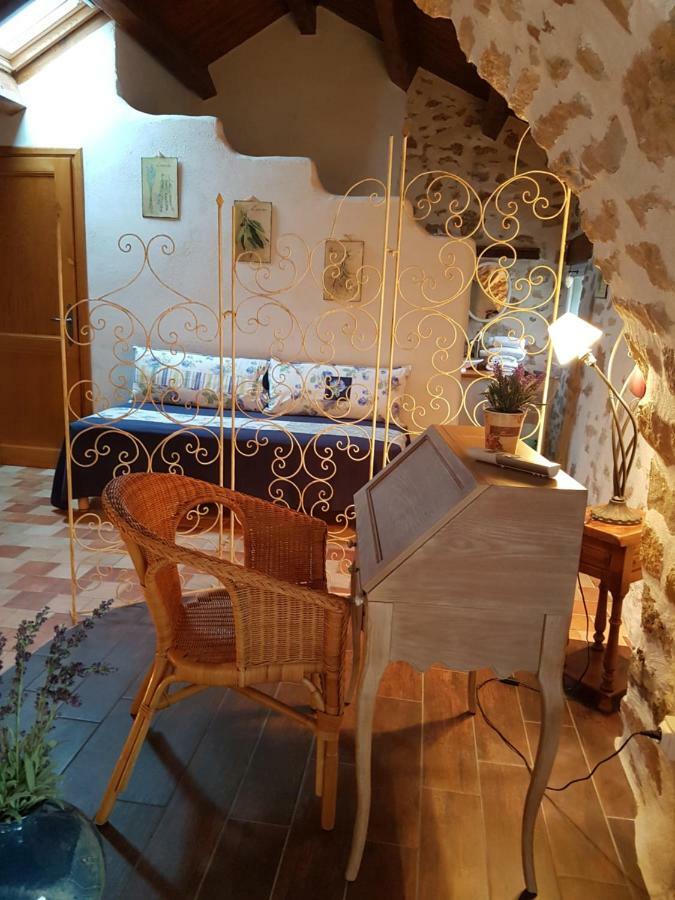 Bed and Breakfast La Terrasse De Peyre Compregnac Екстер'єр фото